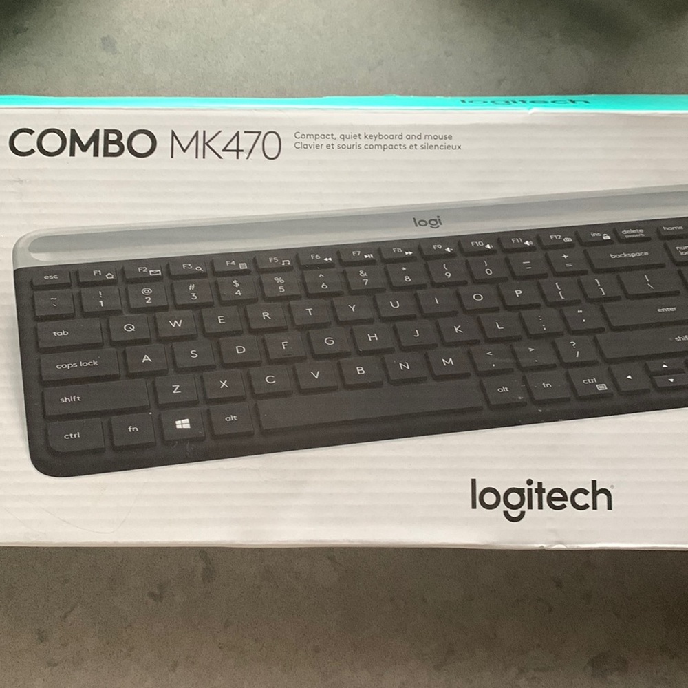 Wireless LogiTech Keyboard and Mouse + Angled Platform